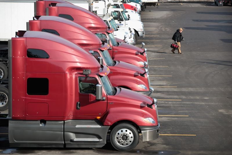 Pay for U.S. Truck Drivers is Unbelievably Low