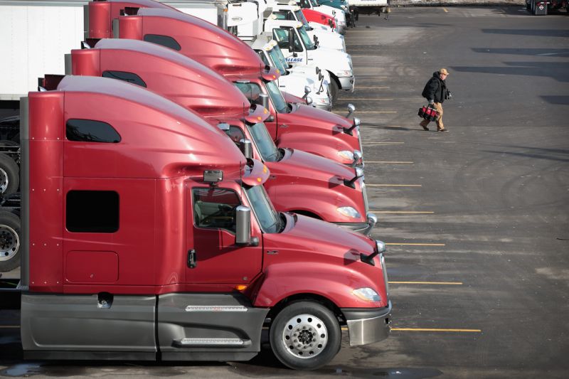 Pay for U.S. Truck Drivers is Unbelievably Low